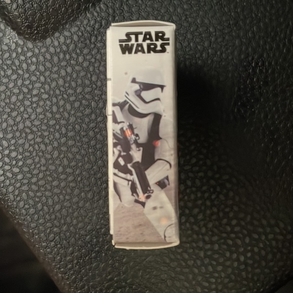 Disney Mini Brands - ULTRA RARE - Golden Storm Trooper - Picture 3 of 6